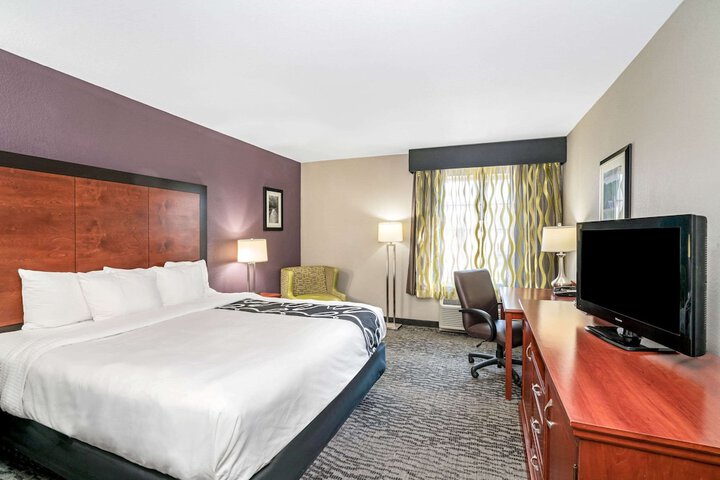 Room 40 of 51