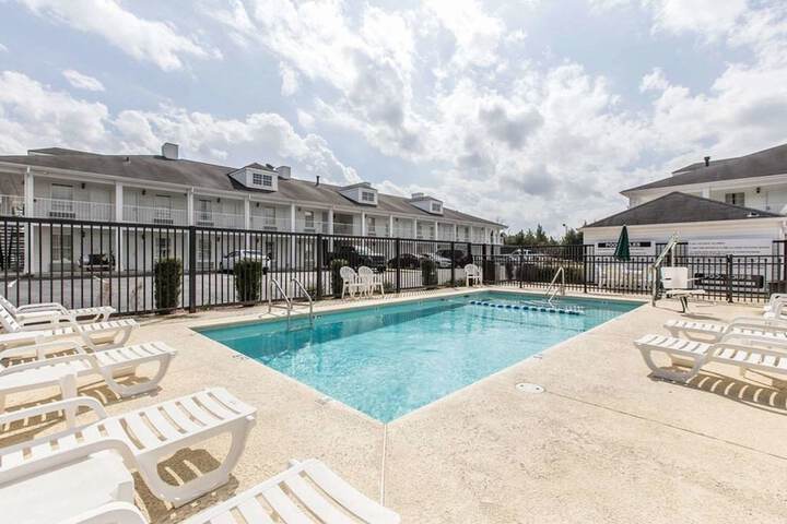 Pool 5 of 28