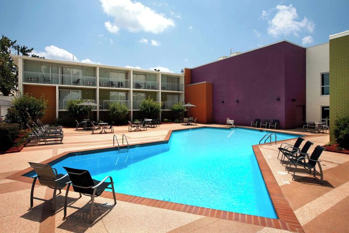 Pool 15 of 96