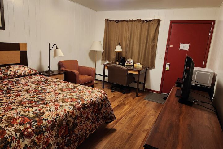 Room 12 of 21