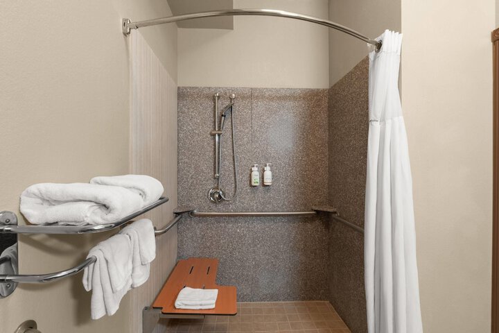 Baymont Inn and Suites by Wyndham Sturgis