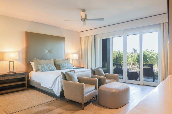 SENZA Hotel