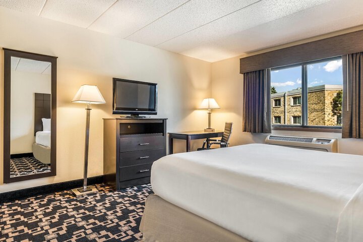 Baymont by Wyndham Bloomington MSP Airport