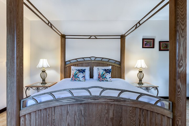 Room 22 of 70
