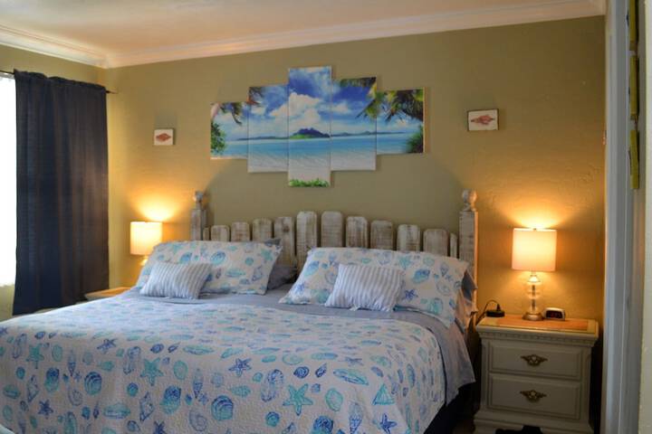 Room 36 of 40