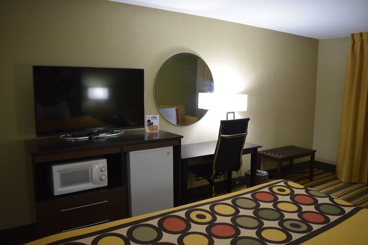 Room 42 of 66
