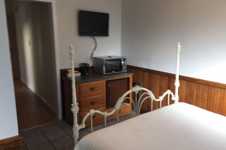 Room 85 of 162