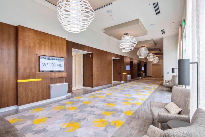 Courtyard by Marriott Raleigh Cary / Parkside Town Commons