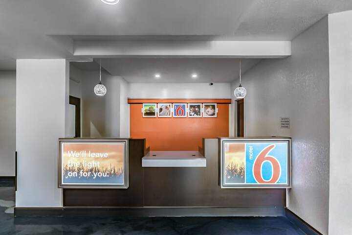 Hotel Interior 17 of 41