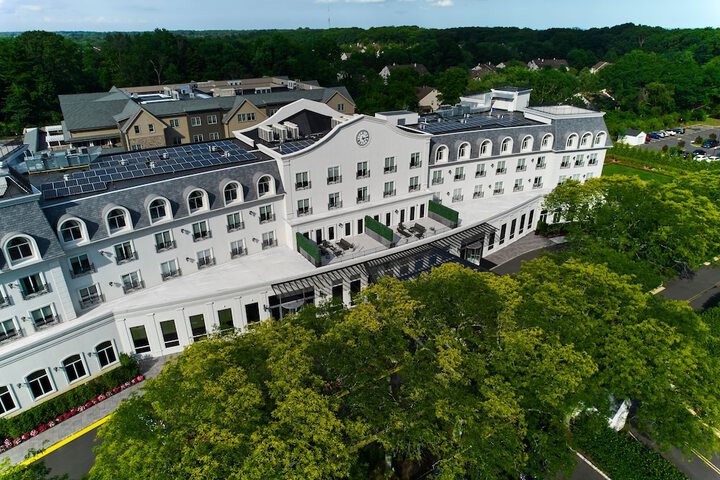 Chateau Grande Hotel