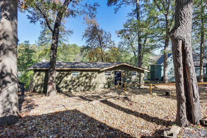 Private Dock & Deck: Lakefront Hot Springs Home!