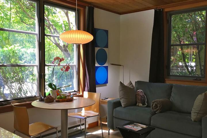 Room 46 of 143
