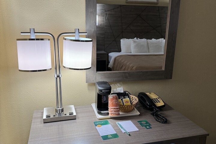 Room 19 of 44