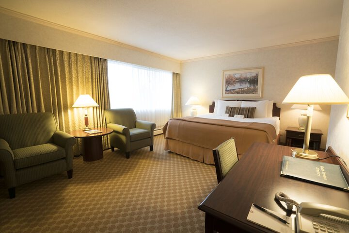 Royal Scot Hotel & Suites Trademark Collection by Wyndham