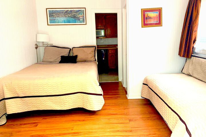 Room 49 of 135