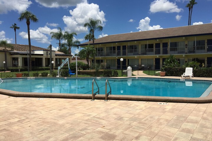 Pool 15 of 67