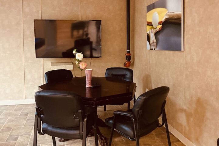 Room 21 of 36