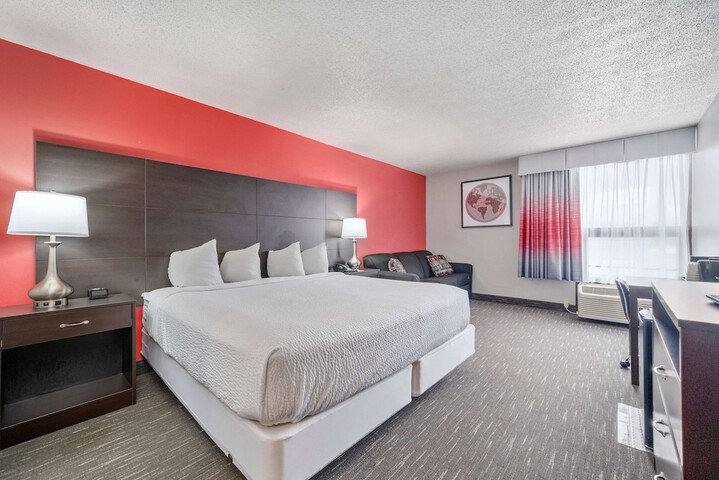 Room 80 of 119