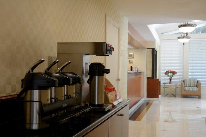 Hotel Interior 10 of 28