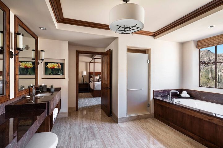 Room 42 of 128