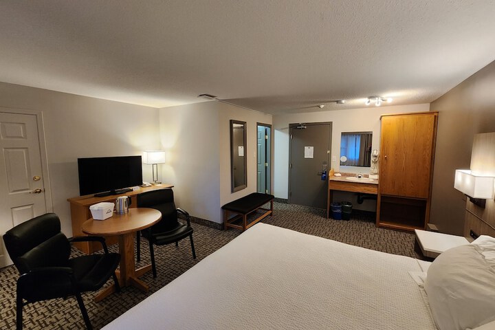 Days Inn & Conference Centre by Wyndham Penticton