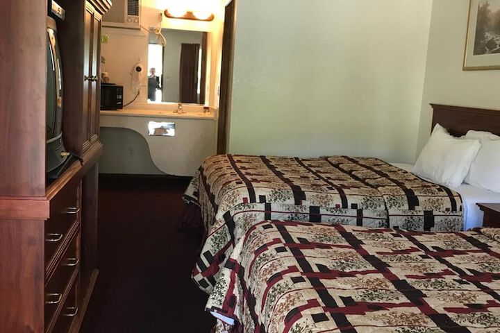 Room 27 of 52