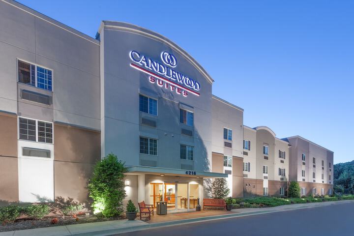 Hotel 3 of 48