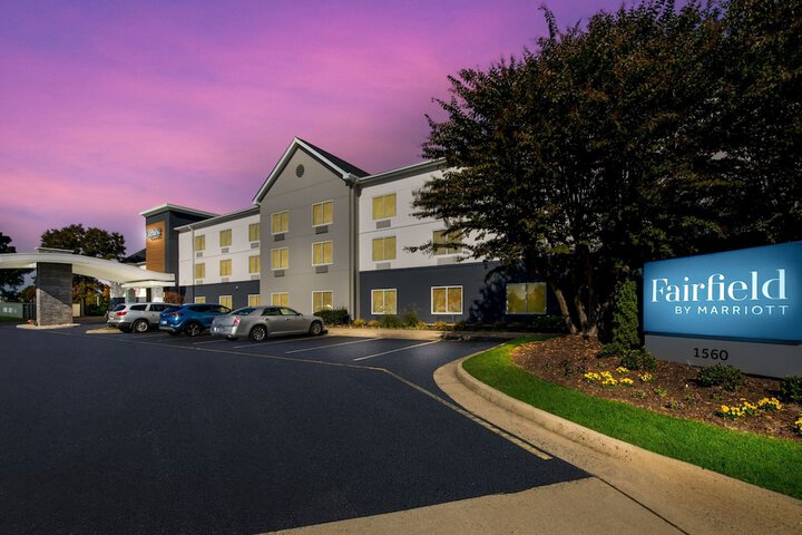 Hotel 3 of 52