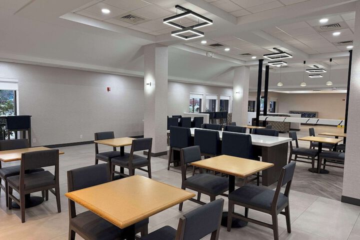 Quality Inn & Suites Baton Rouge West – Port Allen
