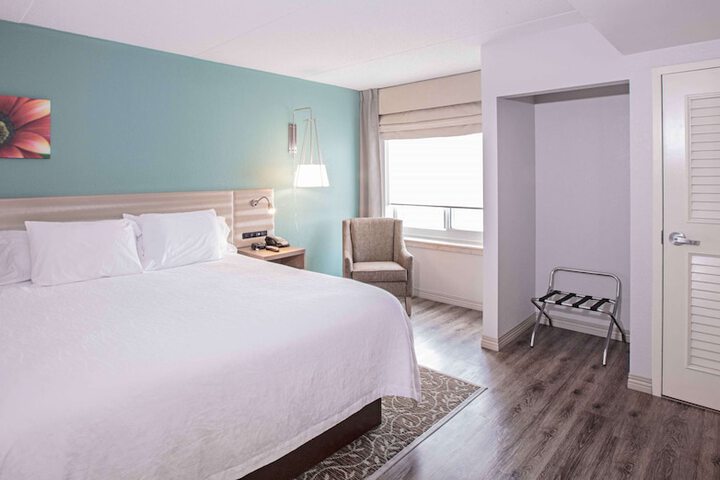Room 16 of 24