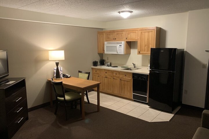 Room 12 of 24