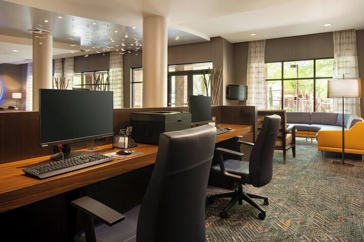 Business Center 65 of 65