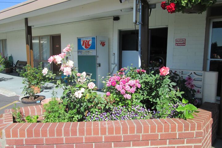 Town House Motel Inc