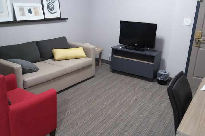 Room 13 of 44