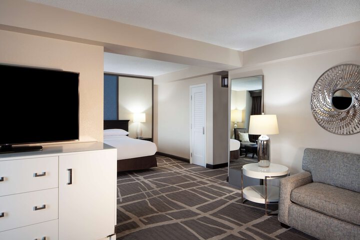 Room 33 of 88