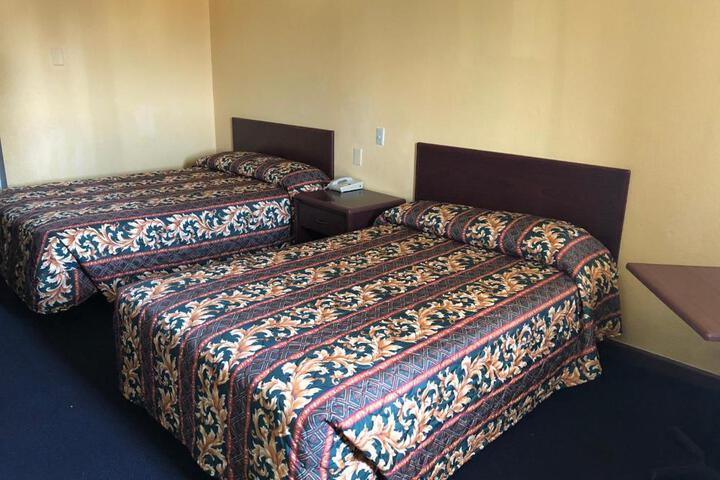 Lone Star Inn