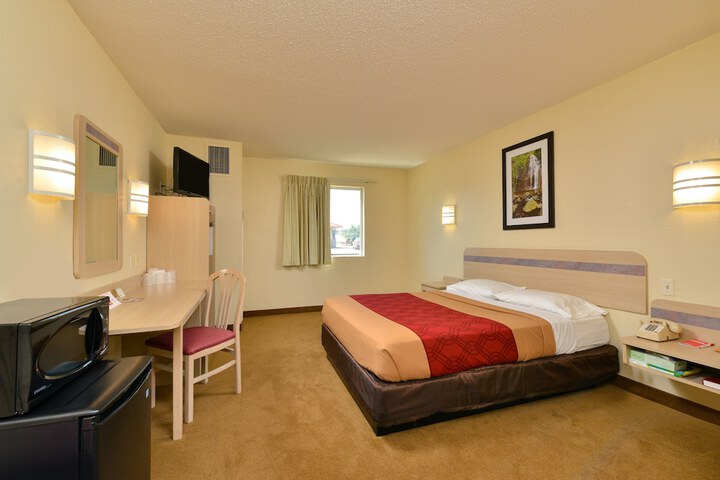 Econo Lodge Belle Fourche