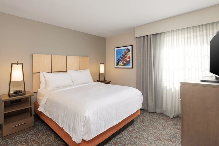 Room 40 of 61