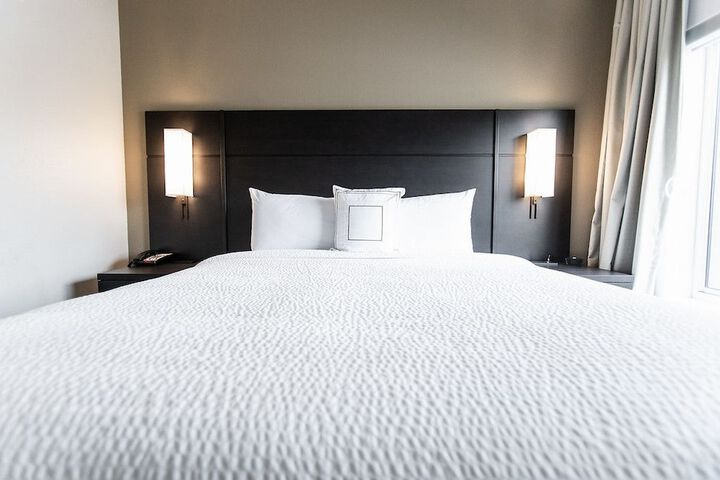 Room 44 of 60