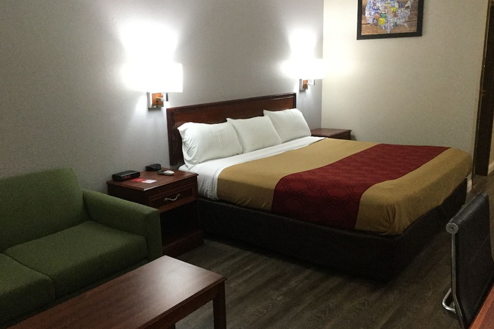 Room 54 of 74
