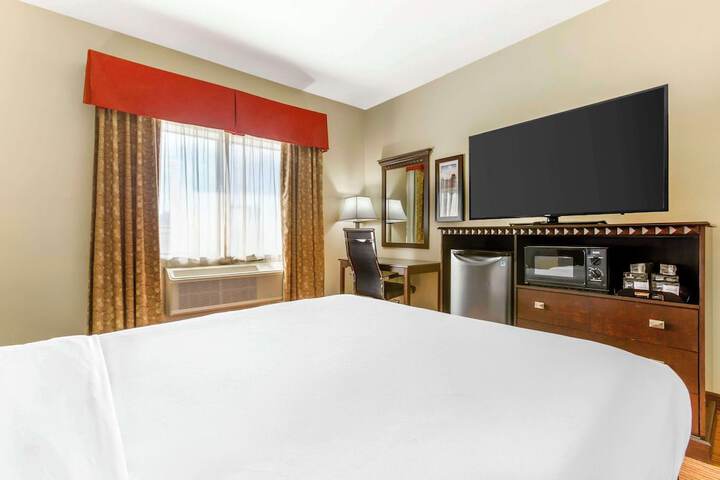 Room 13 of 36