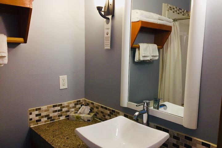 Kingfisher Pacific Resort and Spa