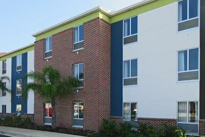 Hotel 4 of 26