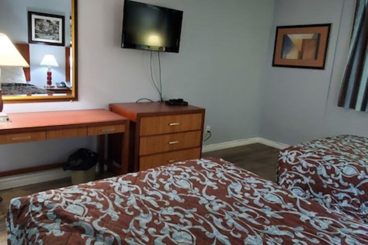 Room 12 of 26