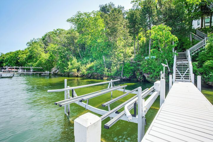 Green Lake Getaway w / Dock: Boating + Swimming!