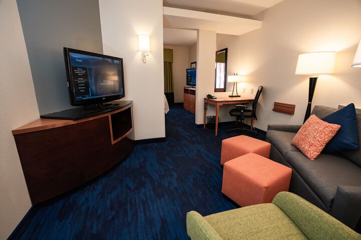 Room 19 of 48