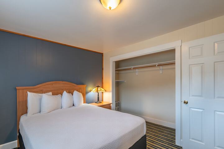 Room 26 of 73