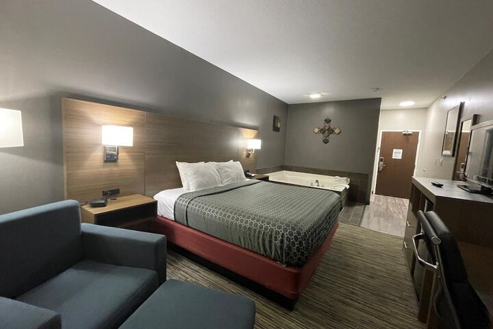 Room 30 of 51