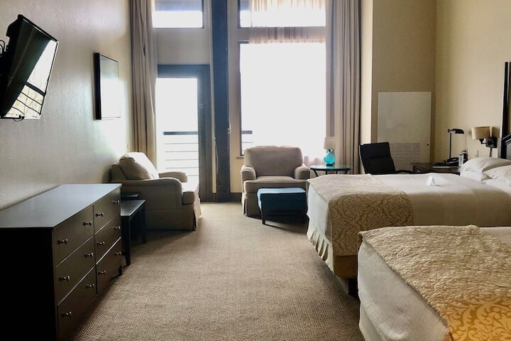 Room 32 of 42