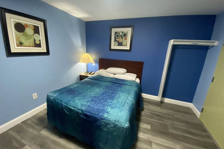 Room 40 of 95